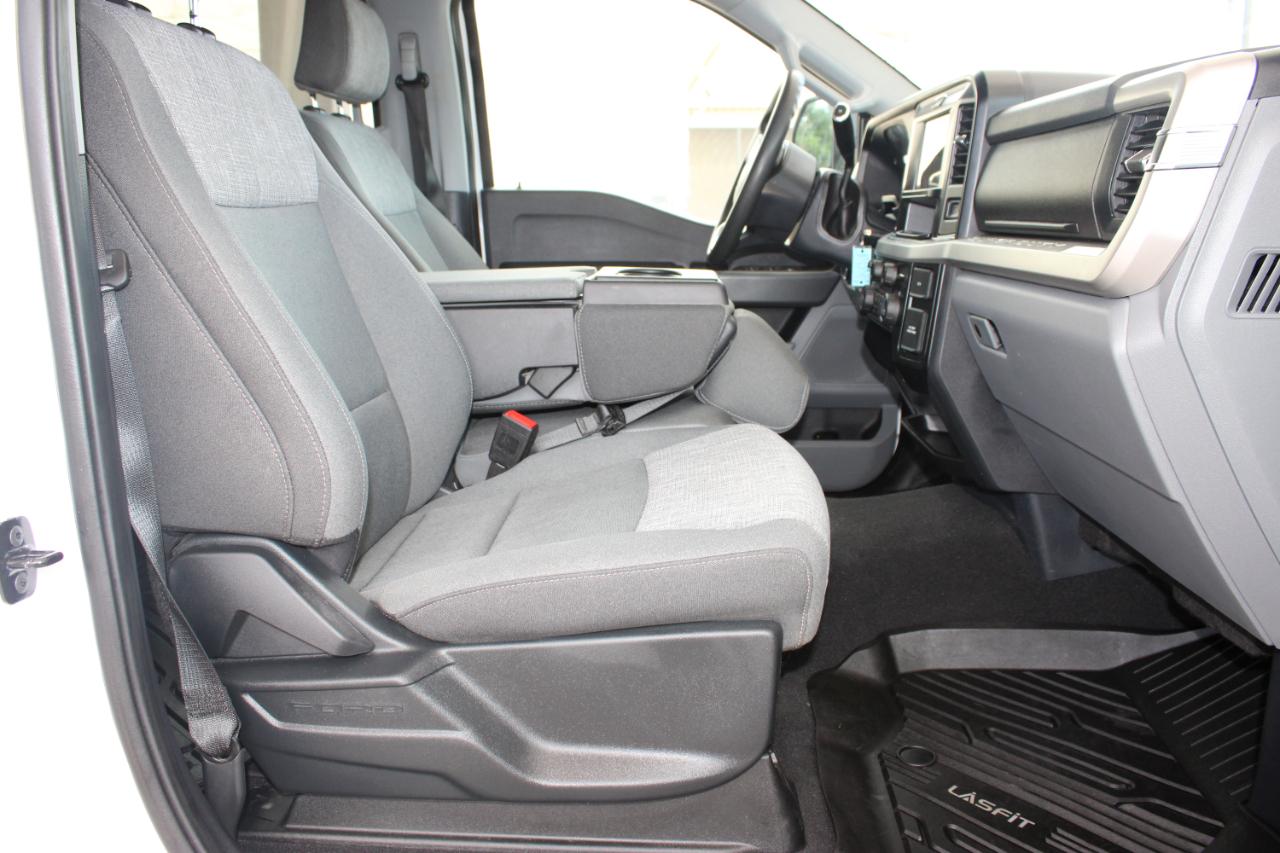 Ford F-250 SD XLT Crew Cab Long Bed 4WD 2025