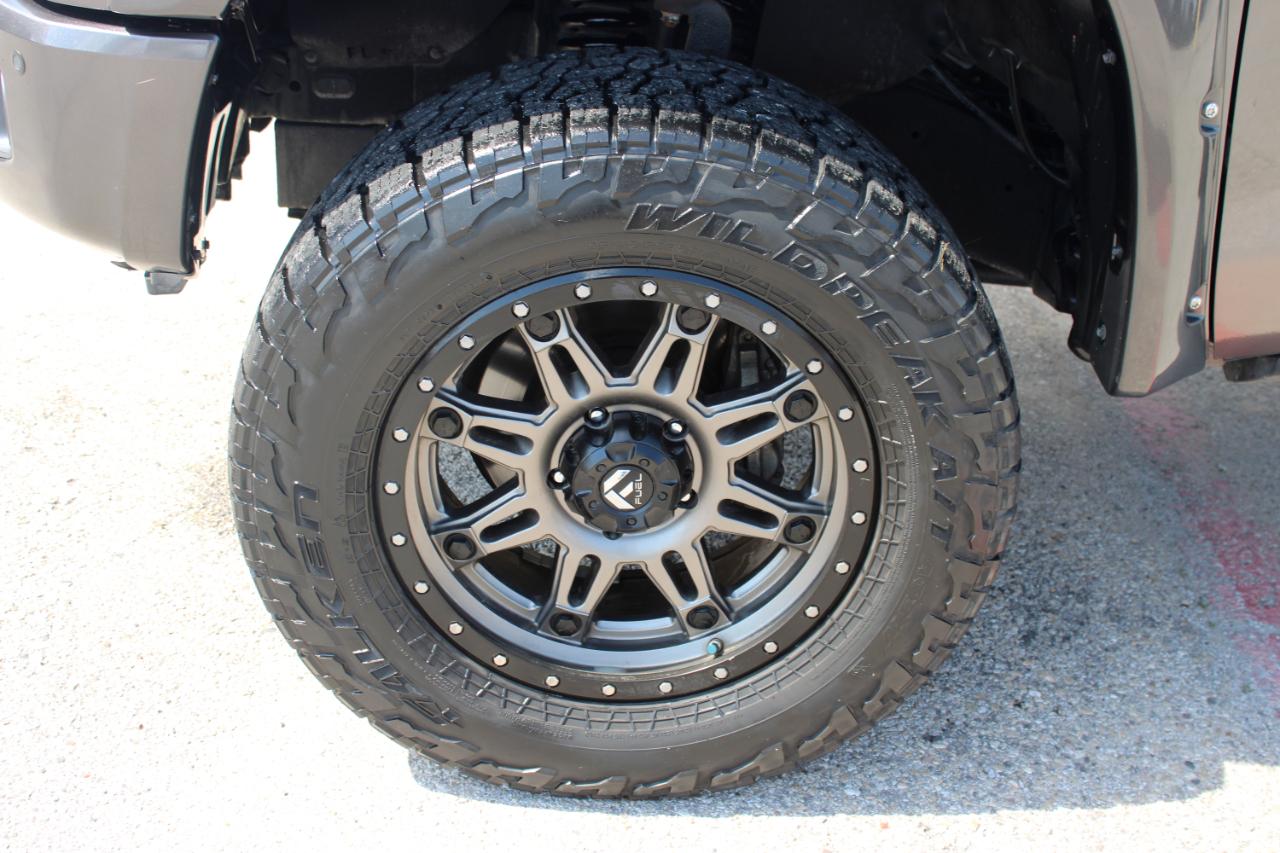Toyota Tundra Platinum CrewMax 5.7L FFV 4WD 2015