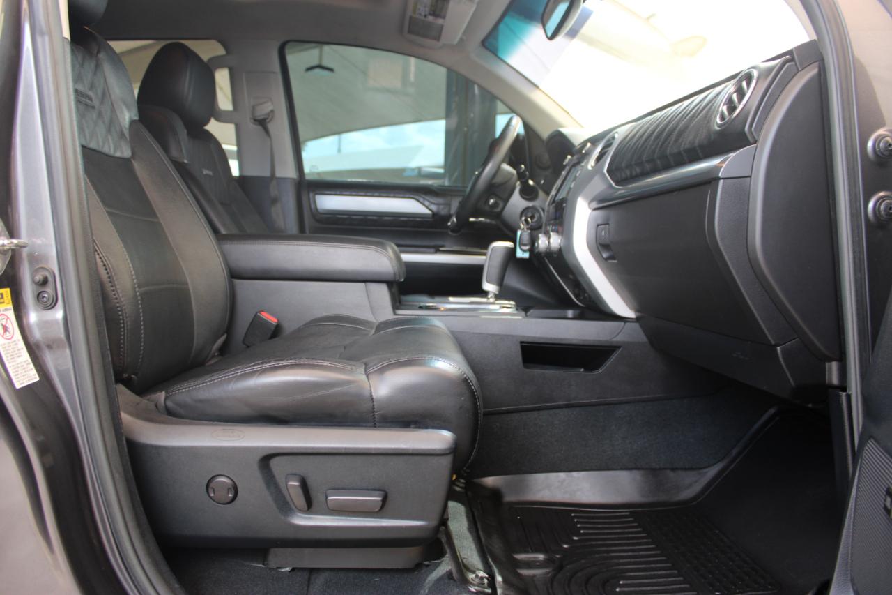 Toyota Tundra Platinum CrewMax 5.7L FFV 4WD 2015