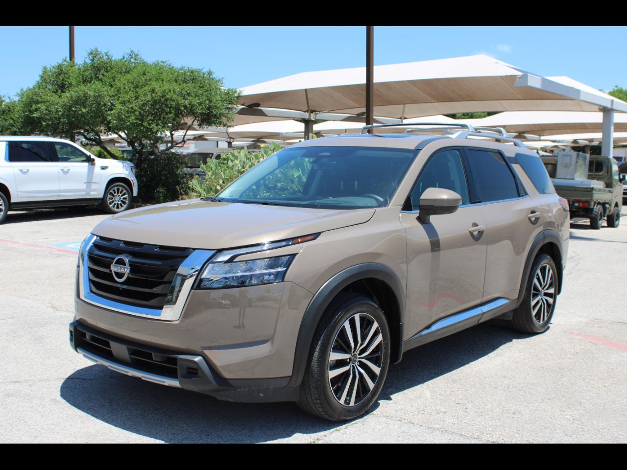 Nissan Pathfinder Platinum 2024