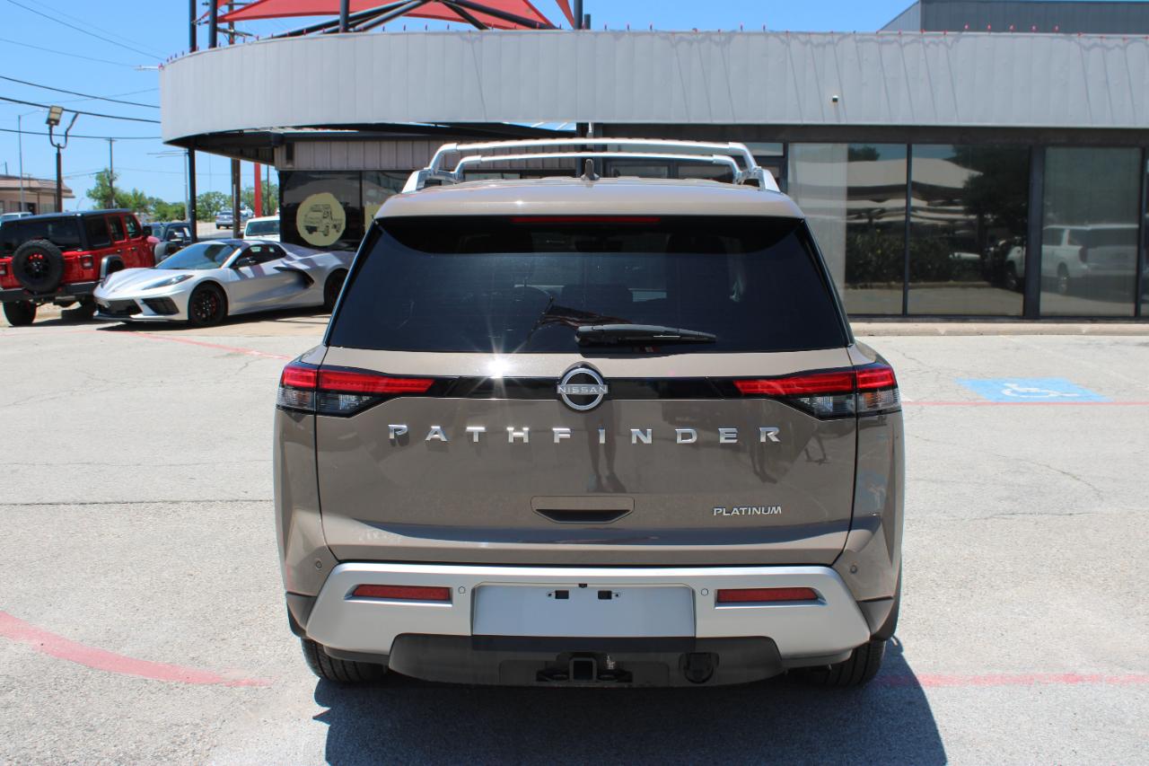 Nissan Pathfinder Platinum 2024
