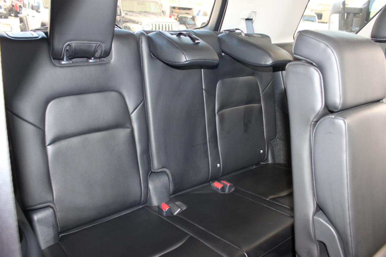Nissan Pathfinder Platinum 2024