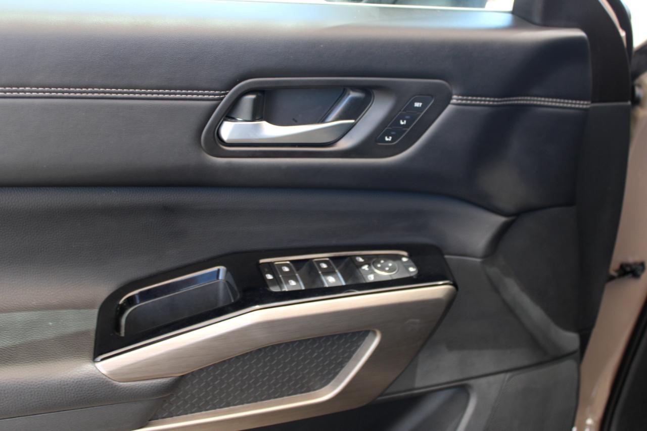 Nissan Pathfinder Platinum 2024