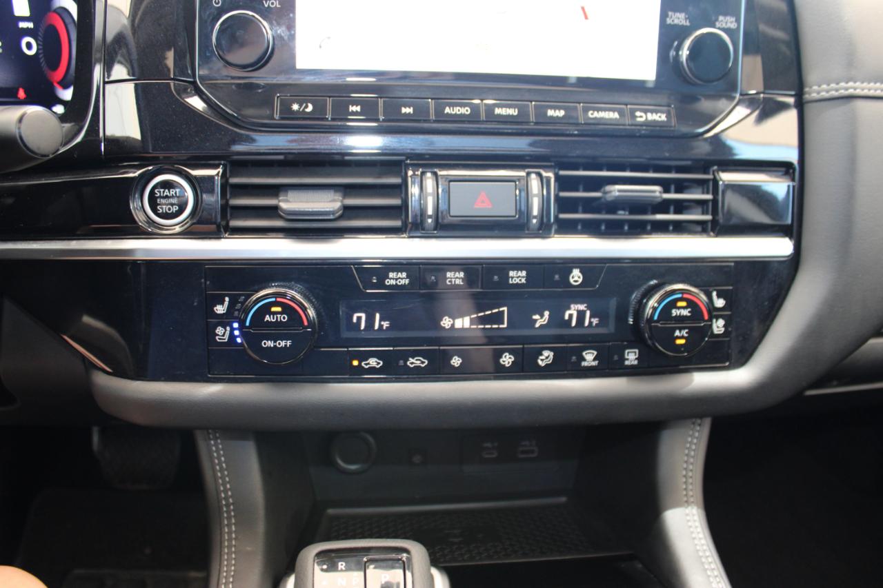 Nissan Pathfinder Platinum 2024