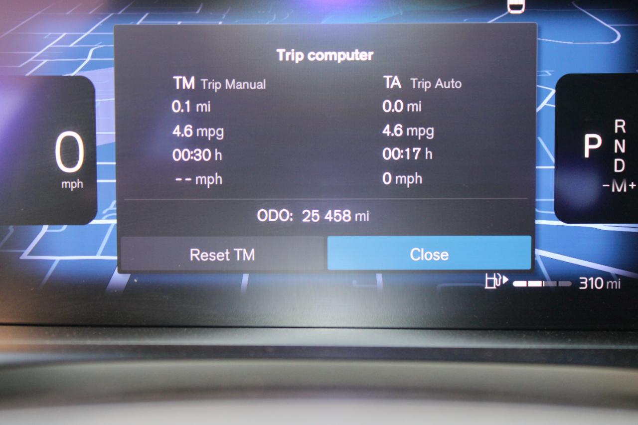 Volvo S60 B5 Core Dark AWD 2025
