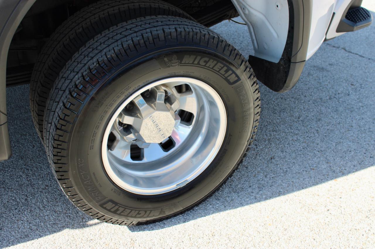 GMC Sierra 3500HD 4WD Crew Cab 167.7" DRW Denali 2024