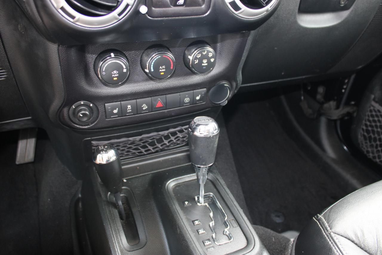 Jeep Wrangler JK Unlimited Sahara 4WD 2018
