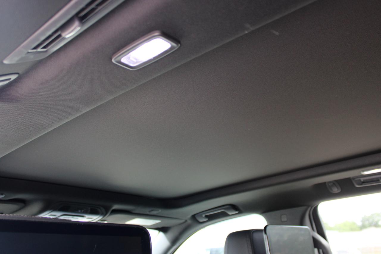GMC Yukon Denali 4WD 2021