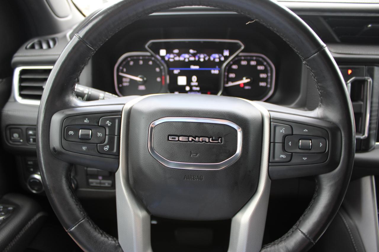 GMC Yukon Denali 4WD 2021