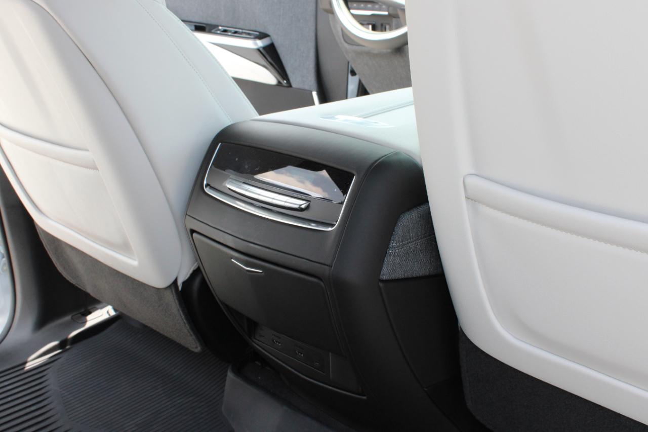 Cadillac Escalade Sport Platinum AWD 2026