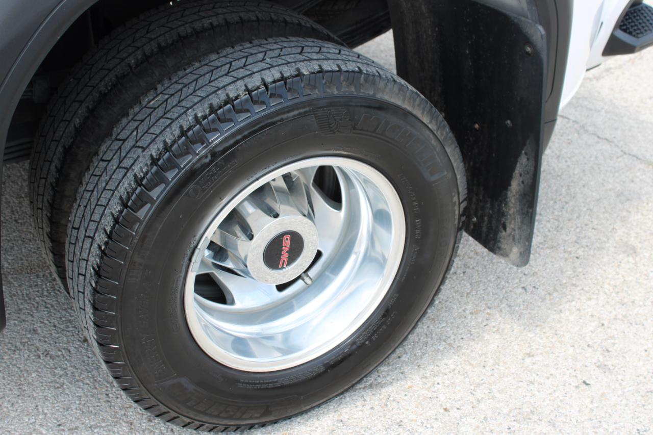 GMC Sierra 3500HD Denali Crew Cab 4WD 2022