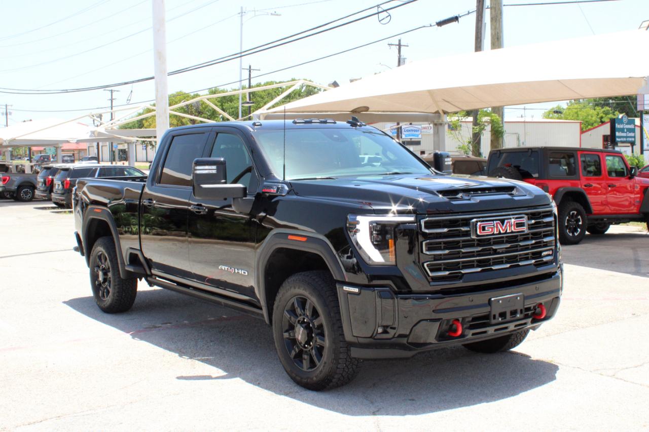 GMC Sierra 2500HD AT4 Crew Cab 4WD 2026