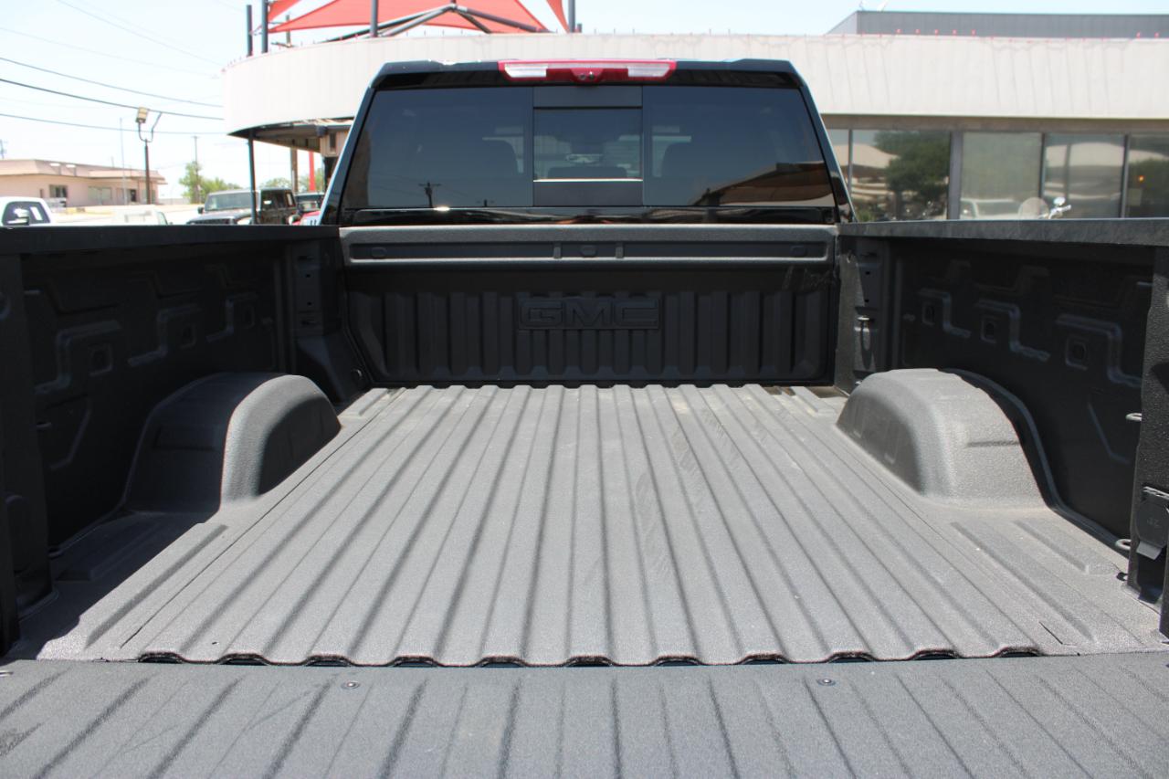 GMC Sierra 2500HD AT4 Crew Cab 4WD 2026