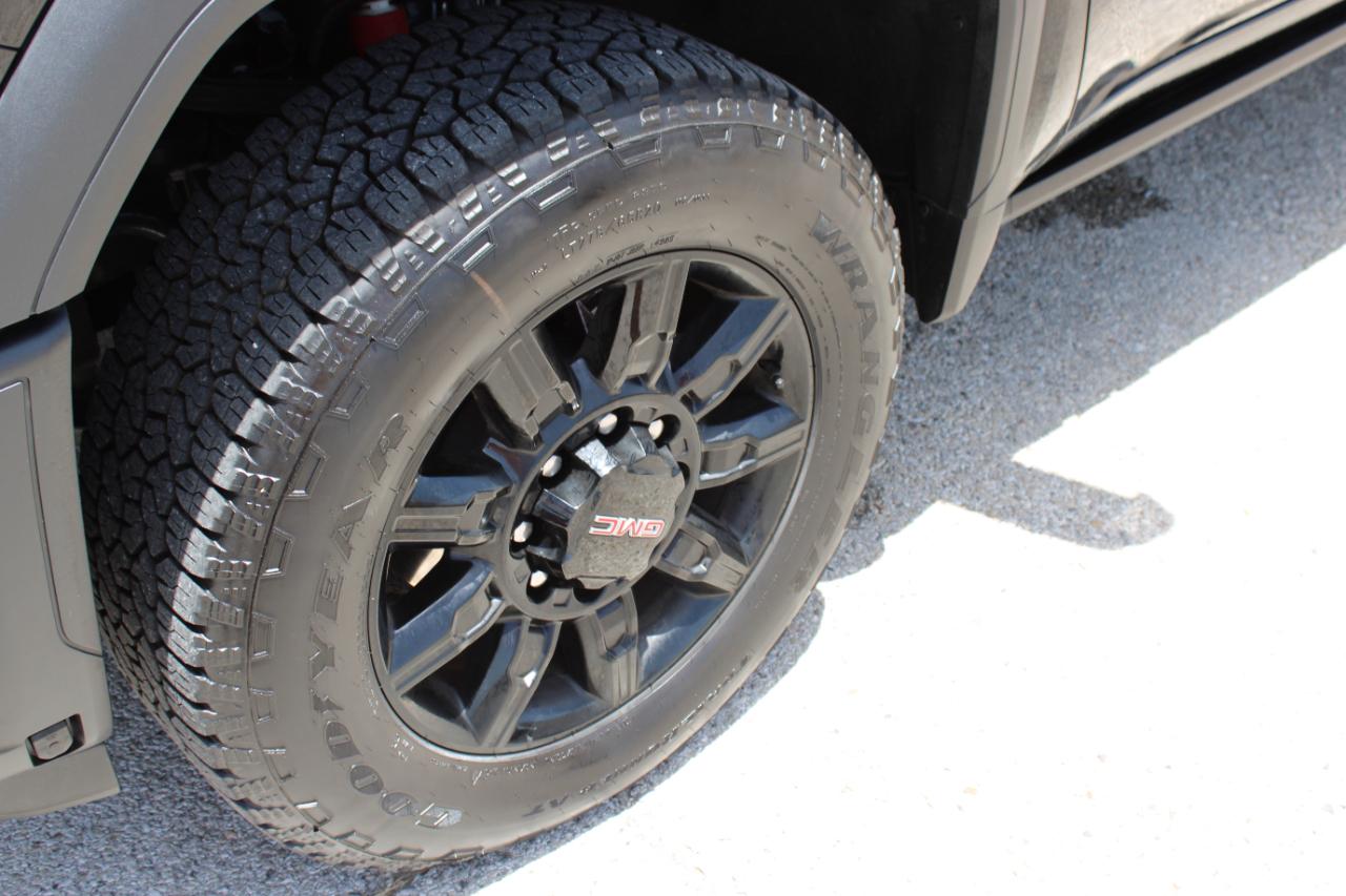 GMC Sierra 2500HD AT4 Crew Cab 4WD 2026