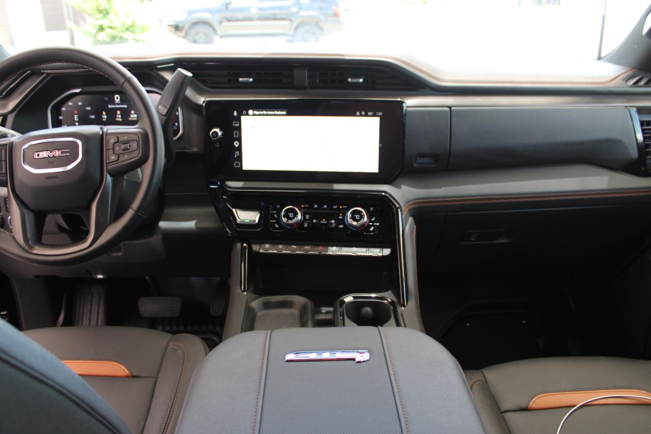 GMC Sierra 2500HD AT4 Crew Cab 4WD 2026