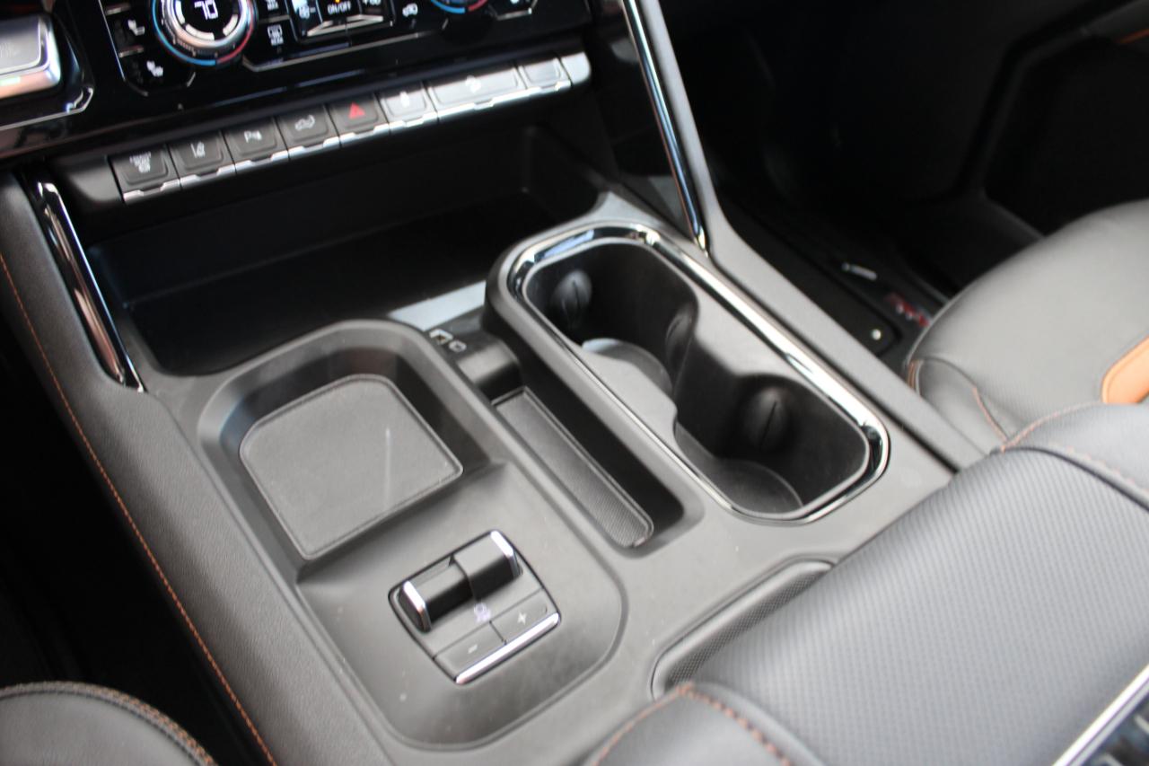 GMC Sierra 2500HD AT4 Crew Cab 4WD 2026