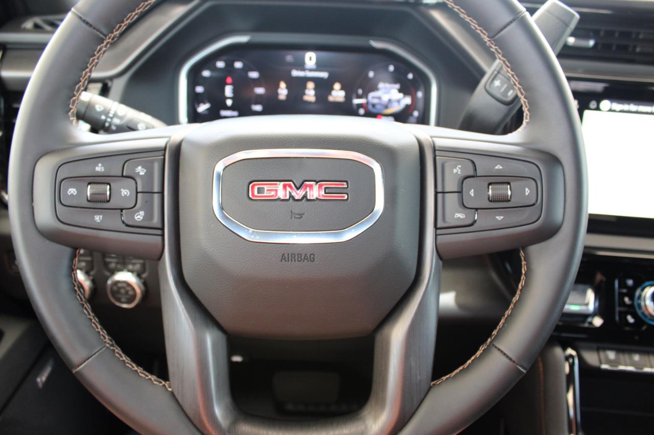 GMC Sierra 2500HD AT4 Crew Cab 4WD 2026