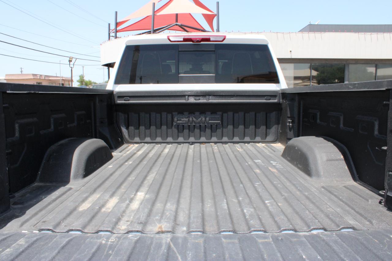 GMC Sierra 2500HD AT4X Crew Cab 4WD 2026