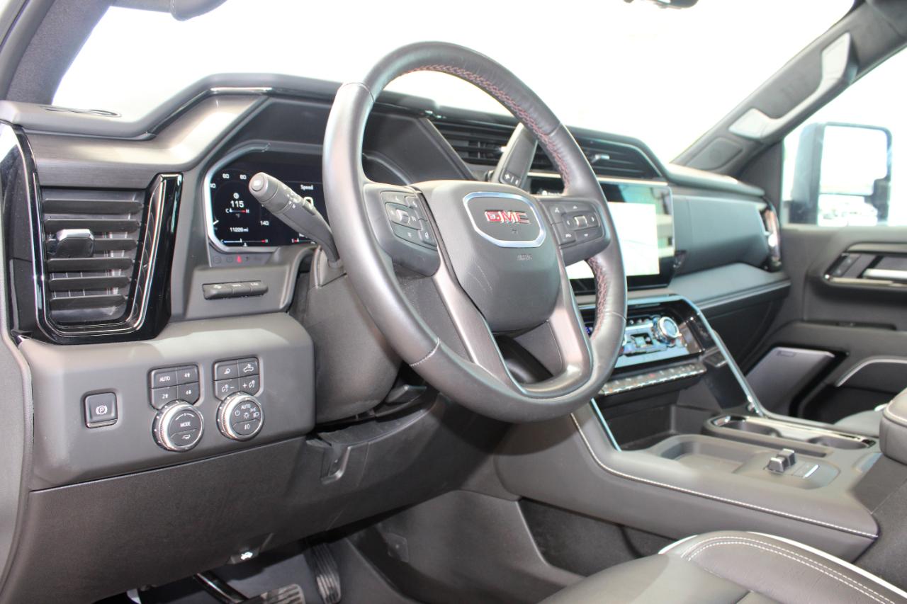 GMC Sierra 2500HD AT4X Crew Cab 4WD 2026