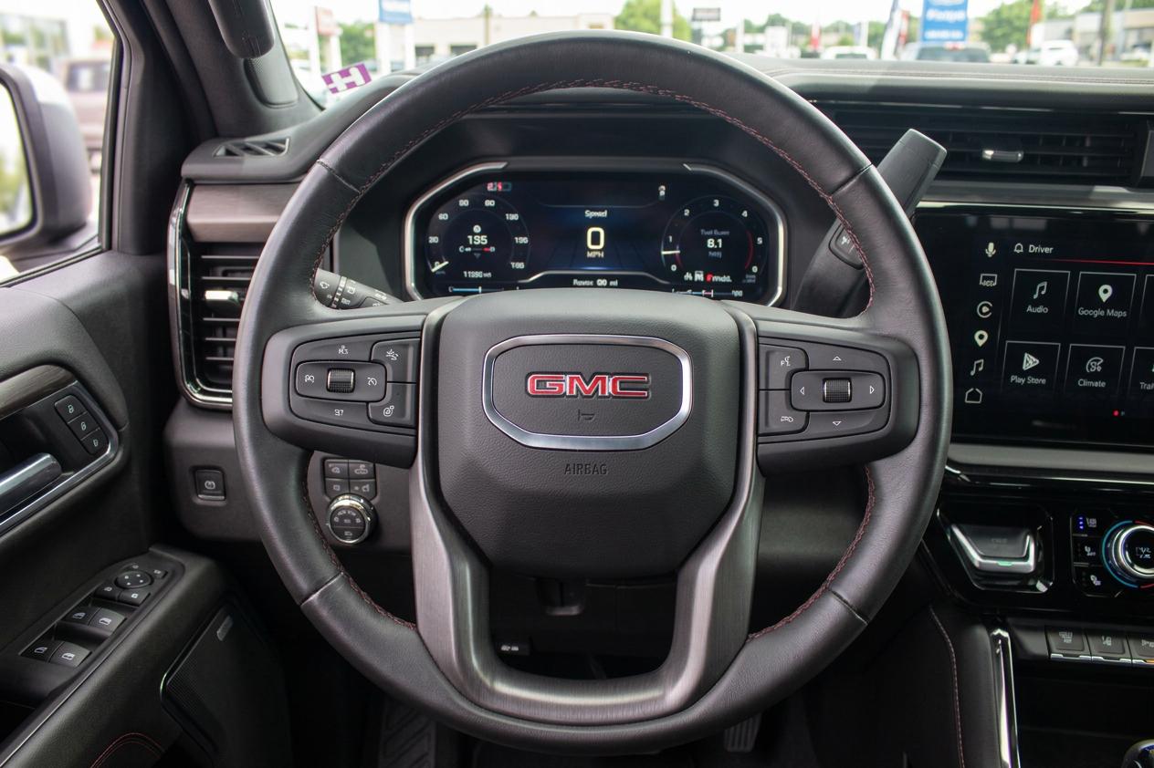 GMC Sierra 2500HD AT4X Crew Cab 4WD 2026