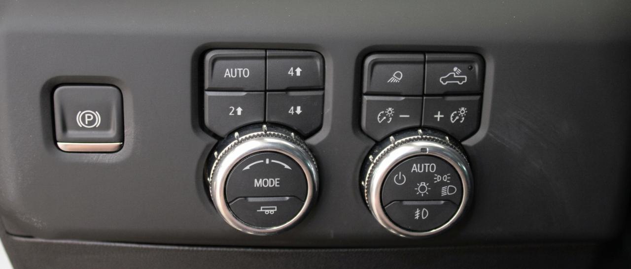 GMC Sierra 2500HD AT4X Crew Cab 4WD 2026