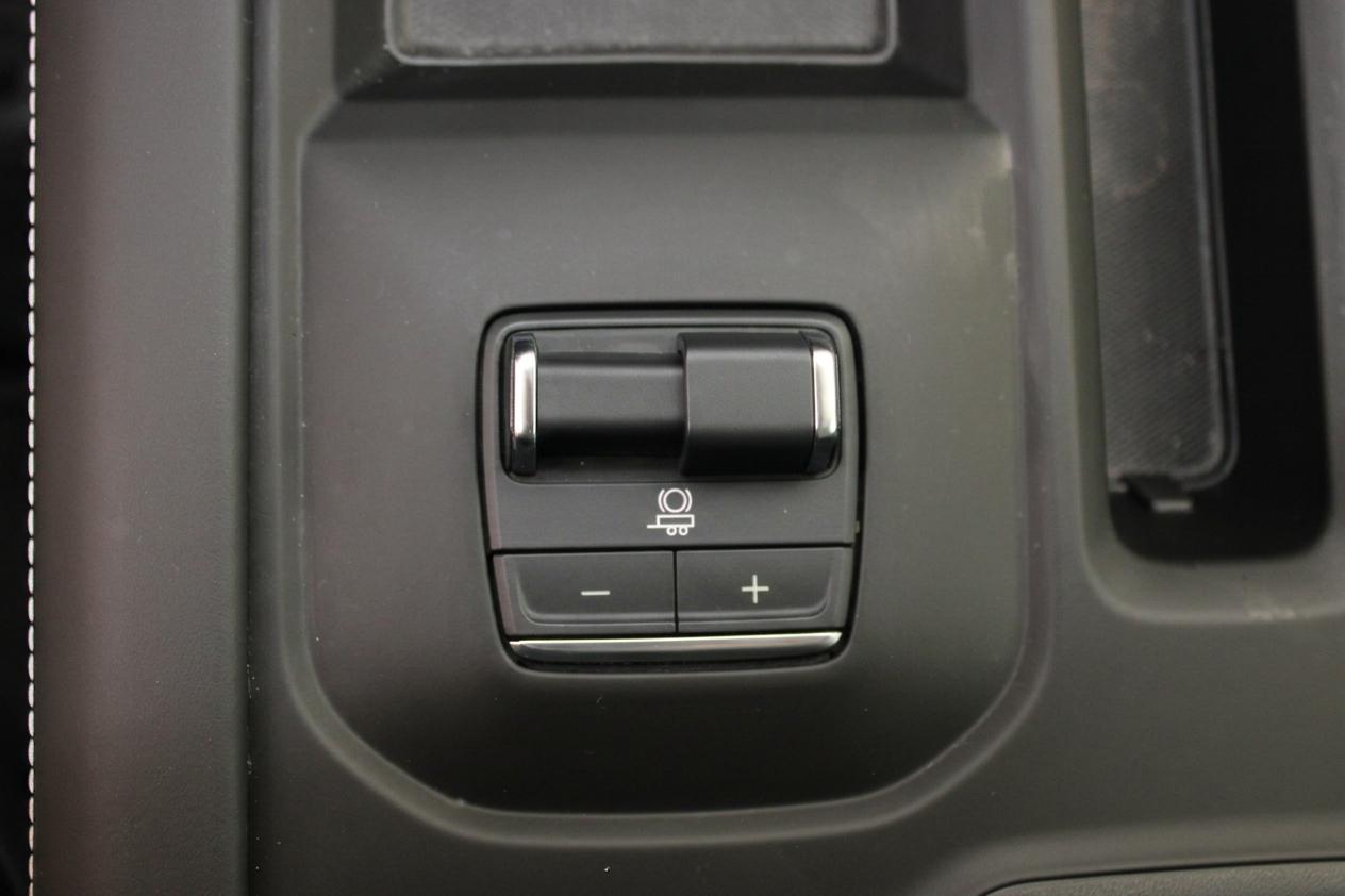 GMC Sierra 2500HD AT4X Crew Cab 4WD 2026