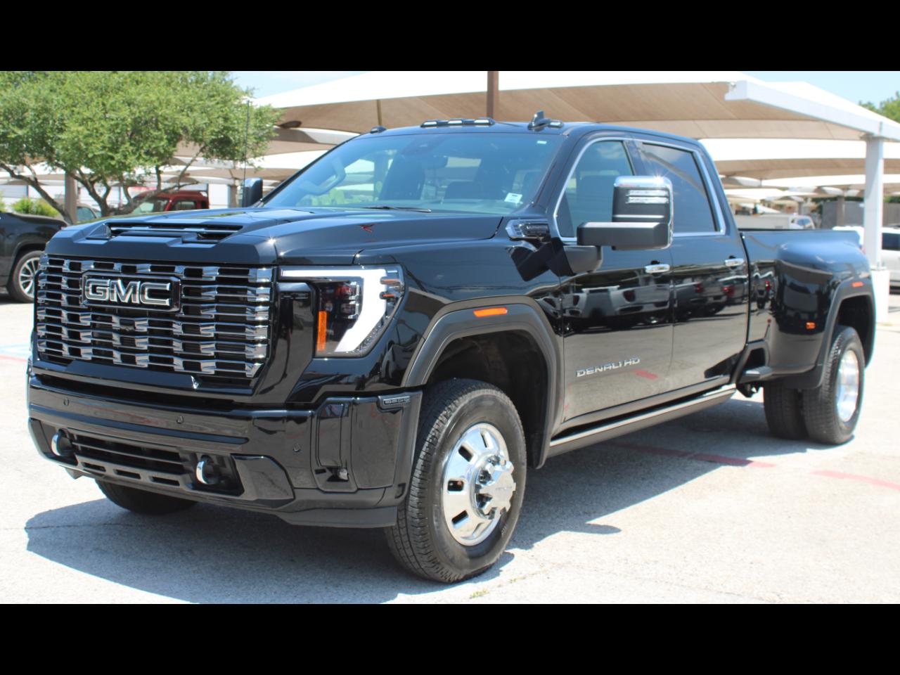 2026 GMC Sierra 3500HD Denali Ultimate Crew Cab 4WD