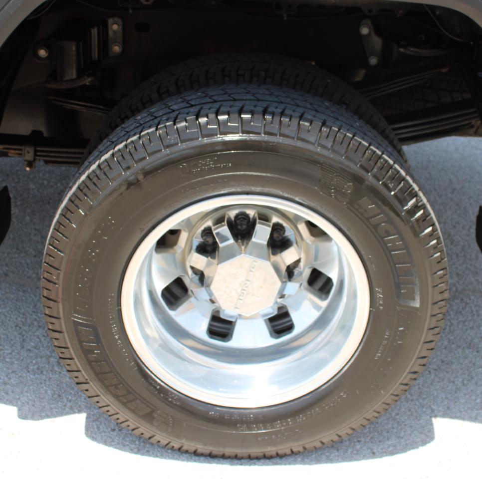 GMC Sierra 3500HD Denali Ultimate Crew Cab 4WD 2026