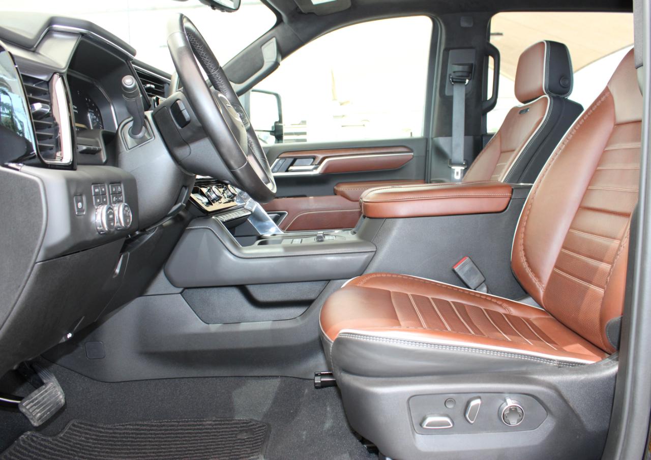 GMC Sierra 3500HD Denali Ultimate Crew Cab 4WD 2026