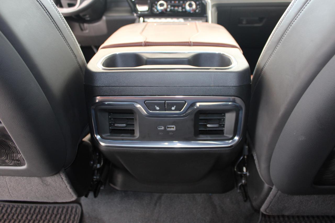 GMC Sierra 3500HD Denali Ultimate Crew Cab 4WD 2026