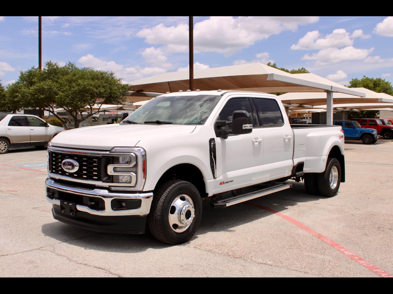 Ford F-350 SD Lariat Crew Cab LWB DRW 4WD 2025