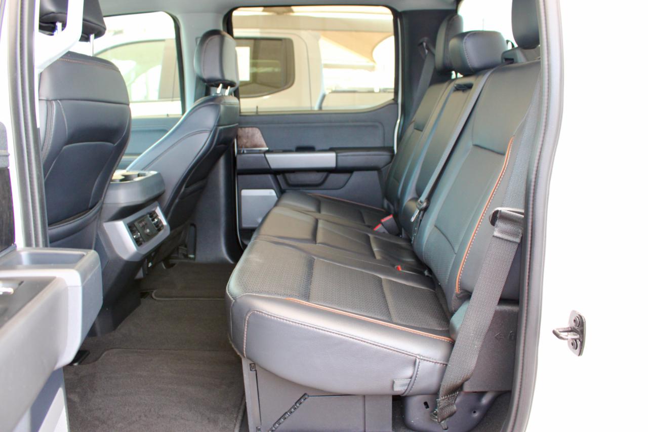 Ford F-350 SD Lariat Crew Cab LWB DRW 4WD 2025