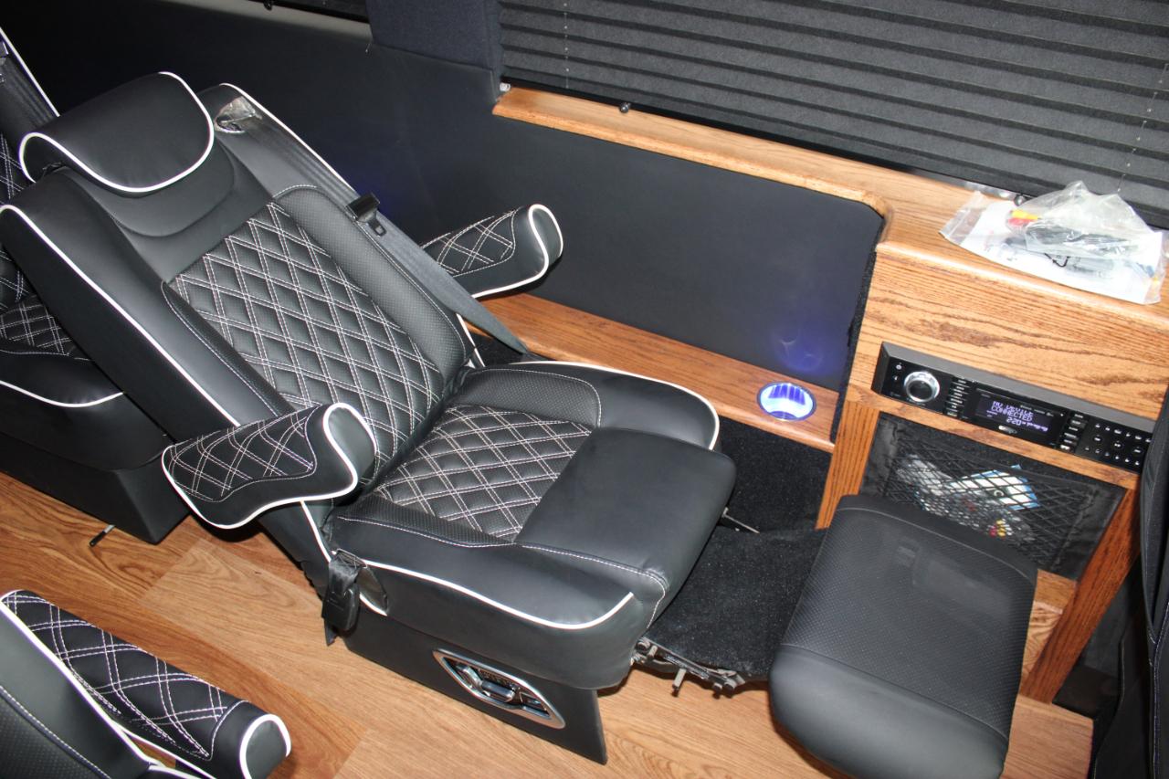 RAM Promaster 3500 High Roof Window Van 2024