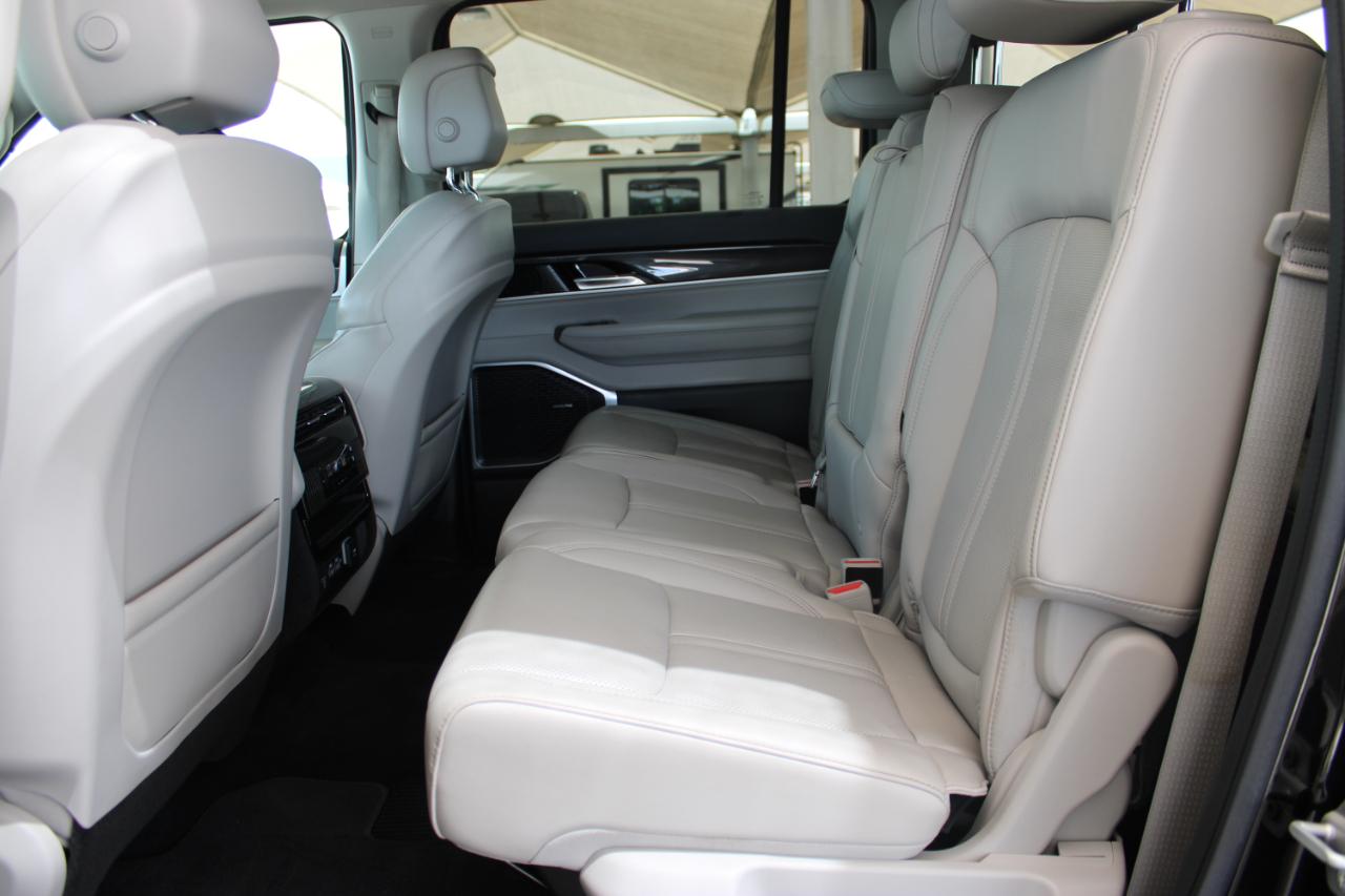 Jeep Wagoneer Series I 4WD 2022