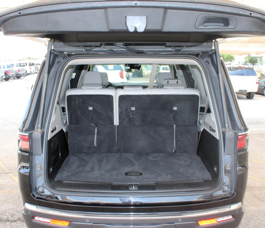 Jeep Wagoneer Series I 4WD 2022