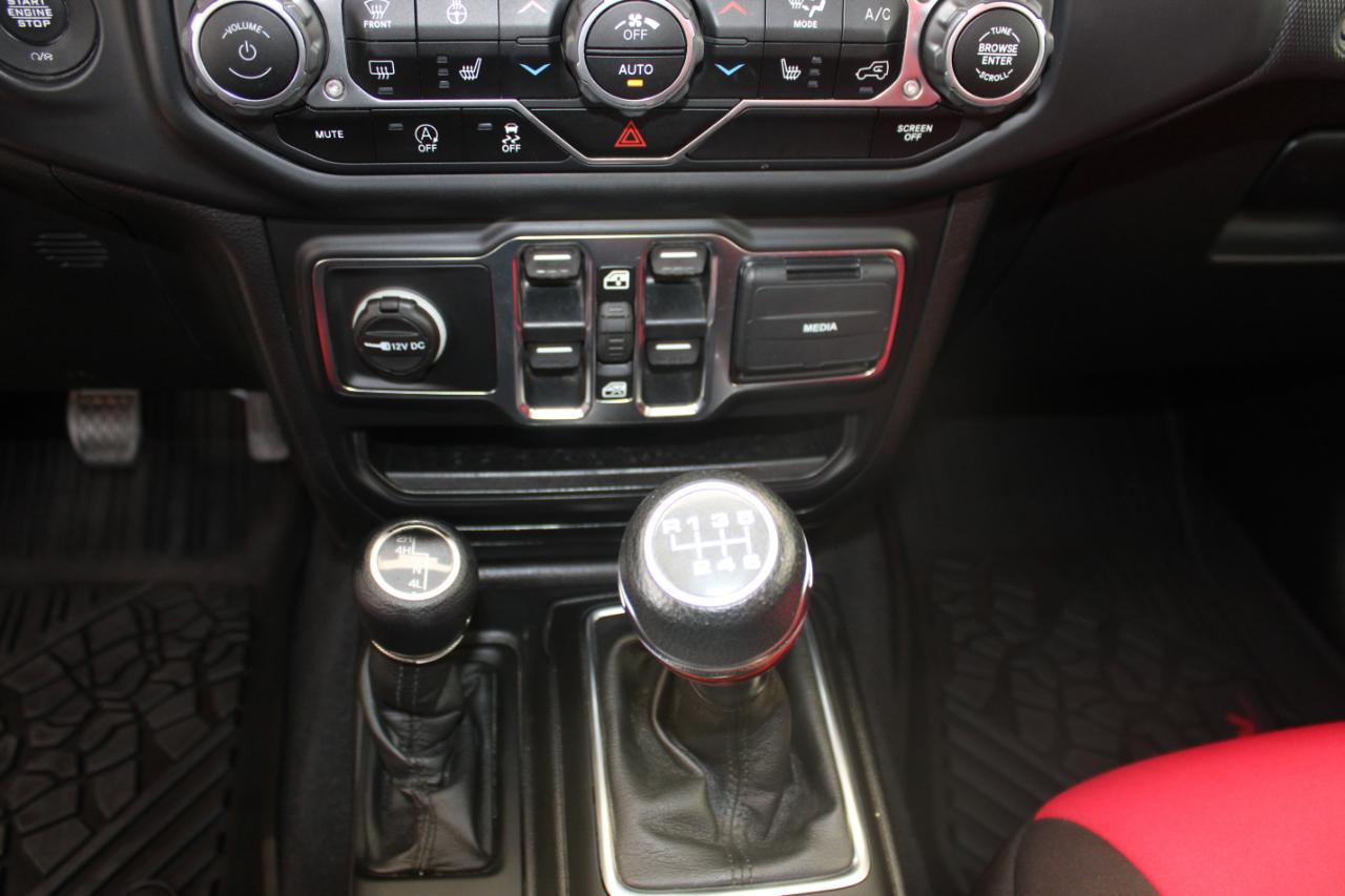 Jeep Gladiator Willys 4x4 2021