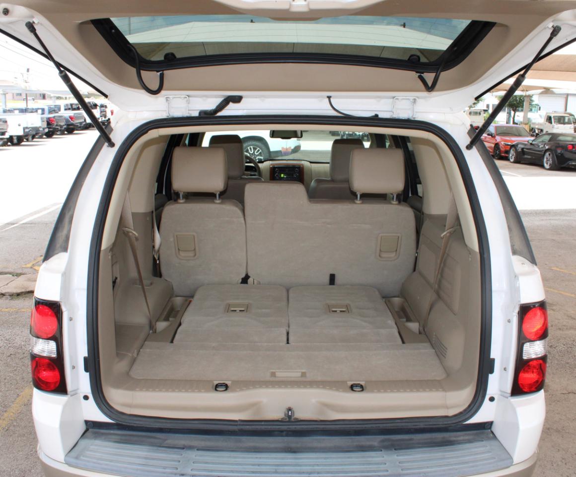 Ford Explorer Eddie Bauer 4.0L 2WD 2010