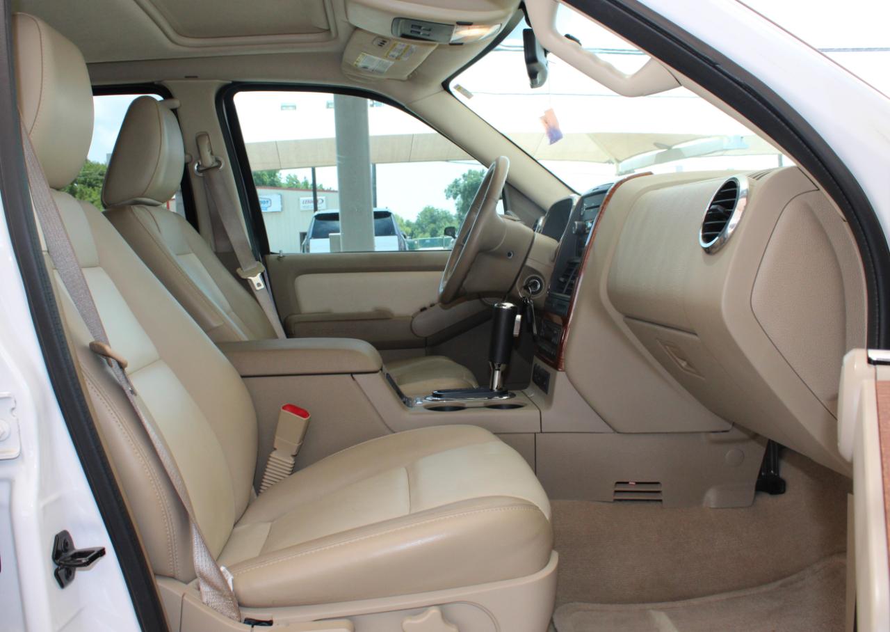 Ford Explorer Eddie Bauer 4.0L 2WD 2010