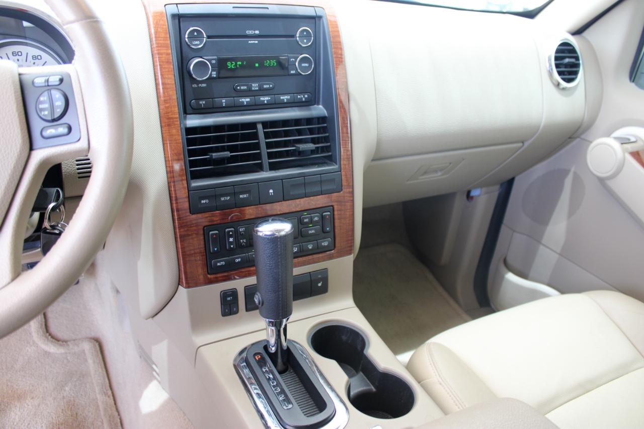 Ford Explorer Eddie Bauer 4.0L 2WD 2010