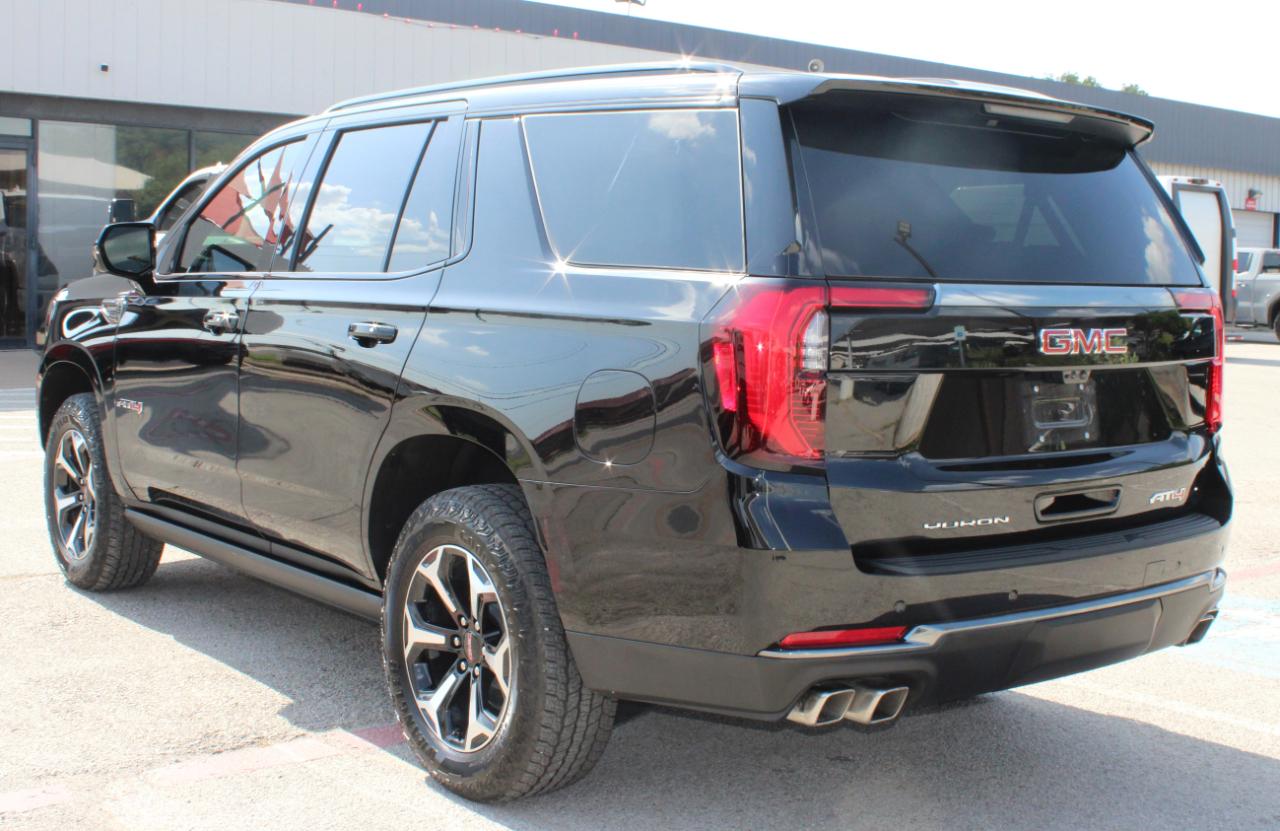 GMC Yukon AT4 4WD 2026