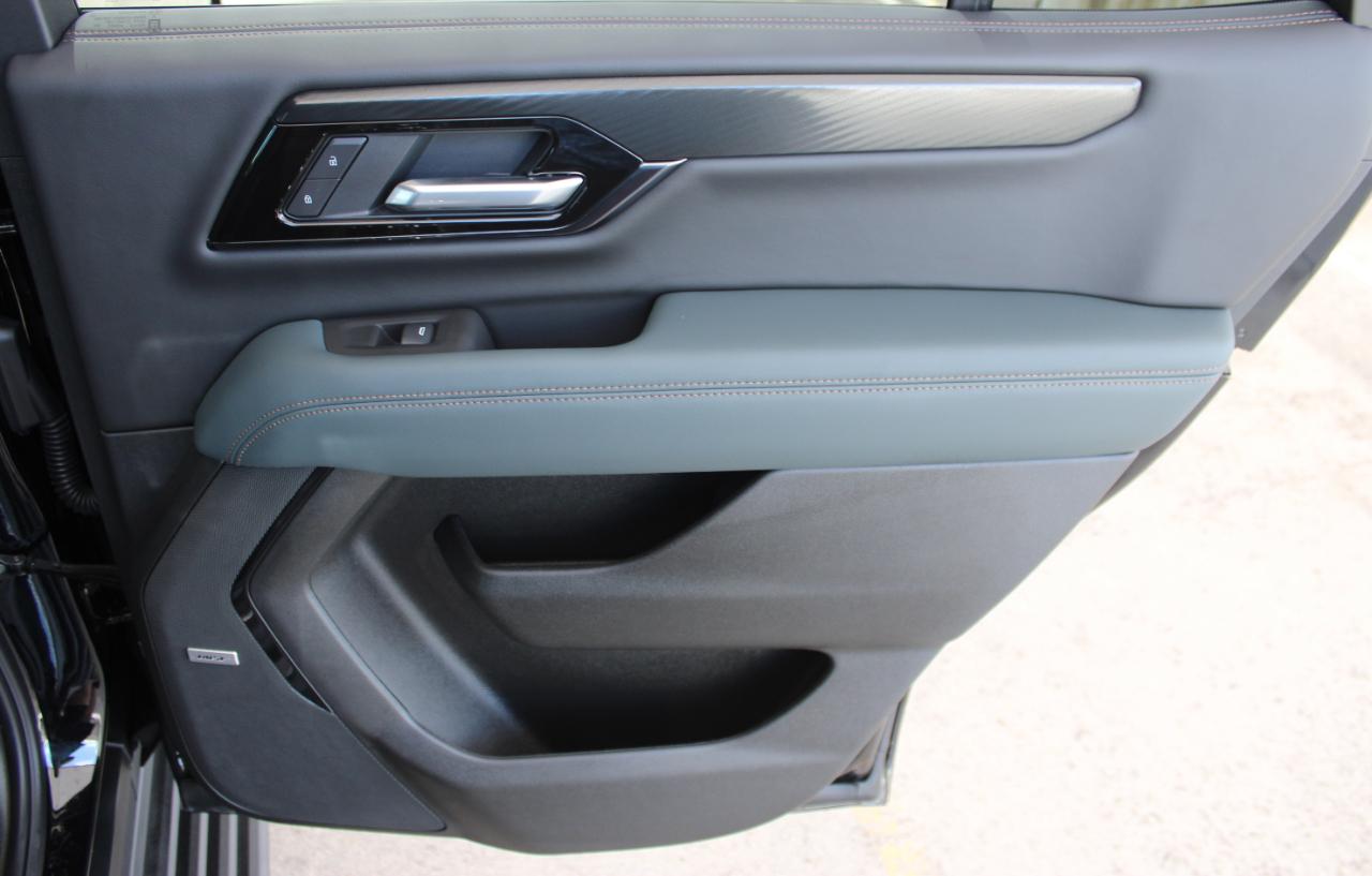 GMC Yukon AT4 4WD 2026