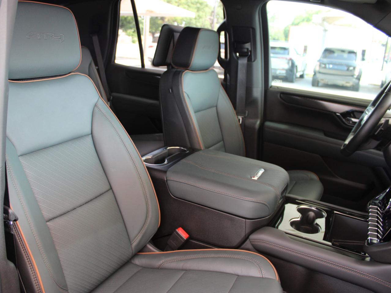 GMC Yukon AT4 4WD 2026