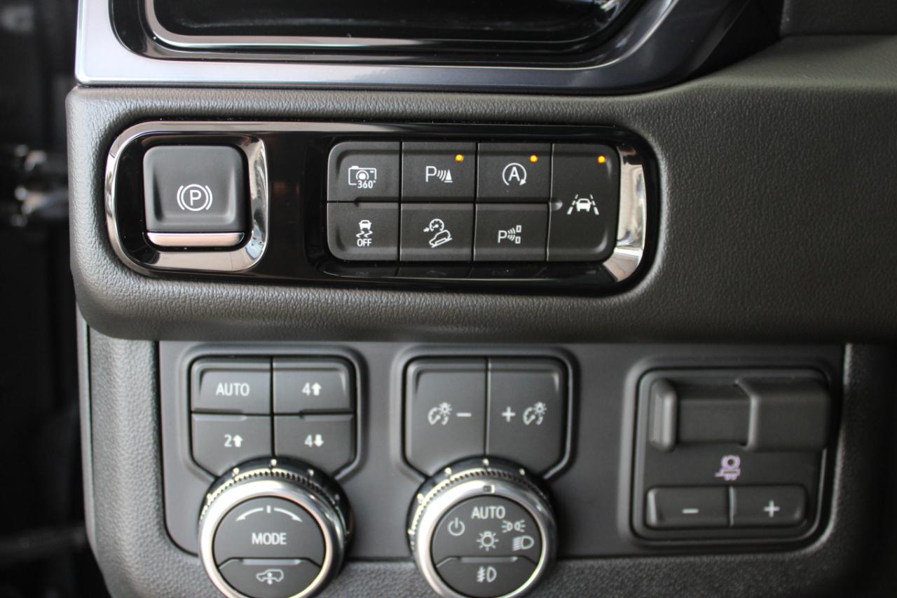 GMC Yukon AT4 4WD 2026