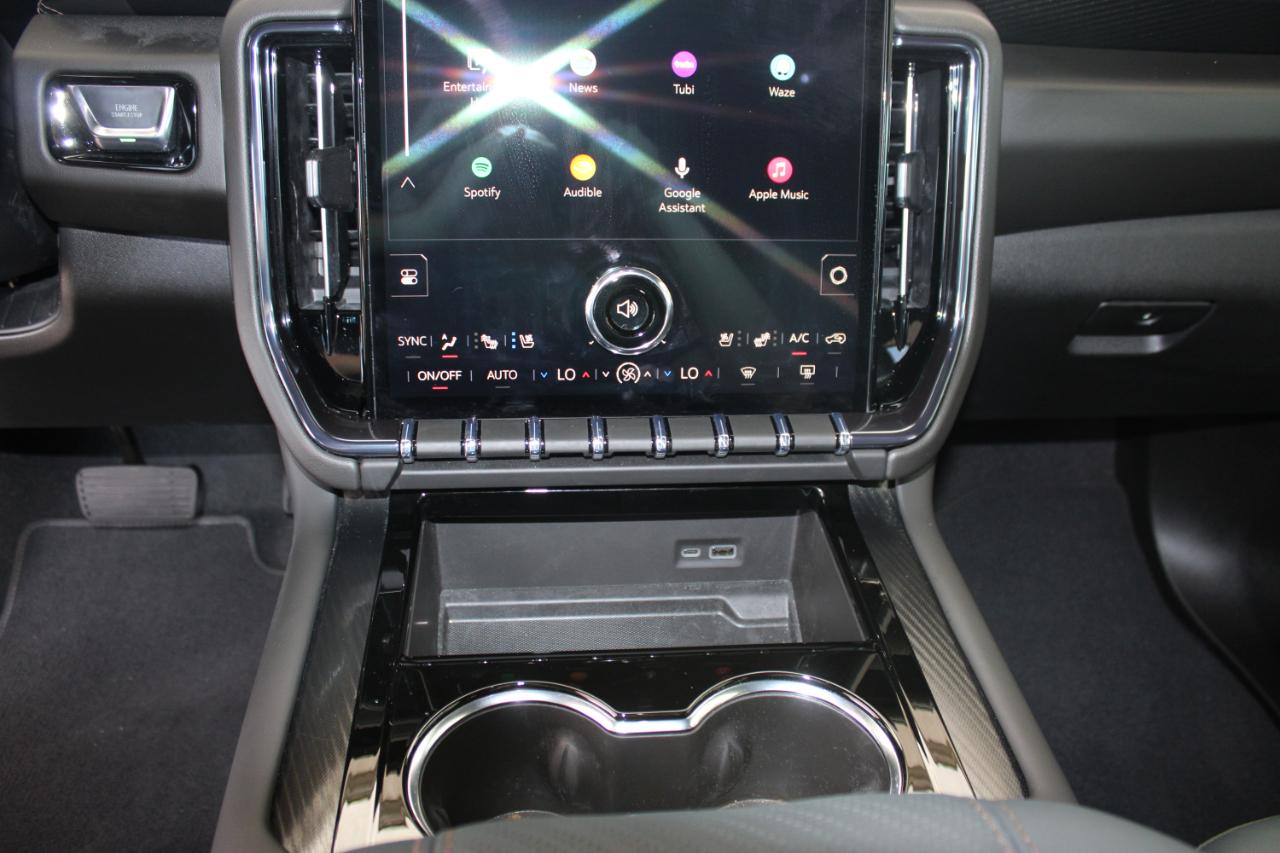 GMC Yukon AT4 4WD 2026
