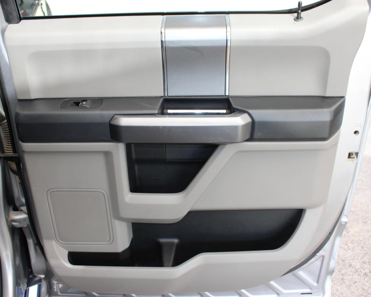 Ford F-350 SD XLT Crew Cab LWB DRW 4WD 2022