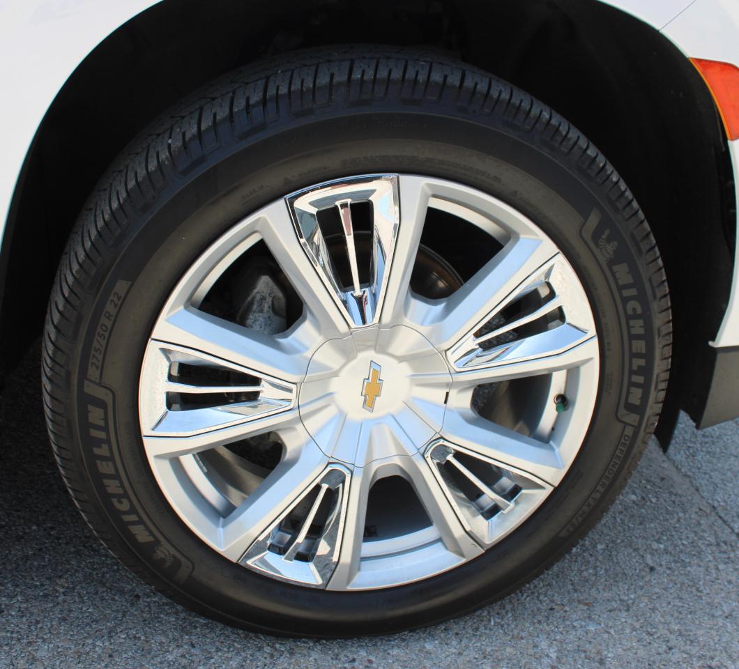 Chevrolet Suburban High Country 4WD 2022