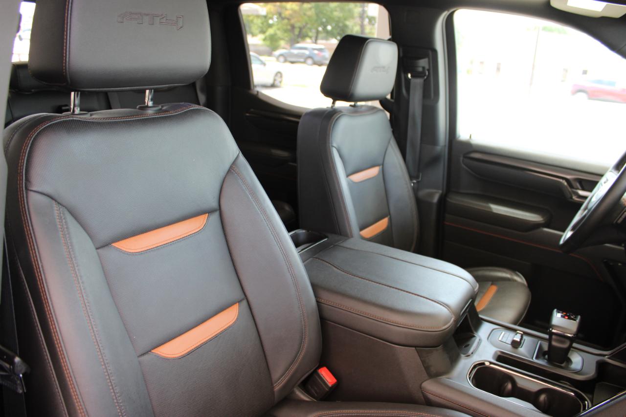 GMC Sierra 1500 AT4 Crew Cab 4WD 2025
