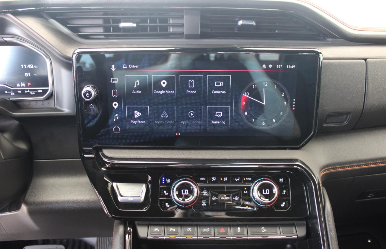 GMC Sierra 1500 AT4 Crew Cab 4WD 2025