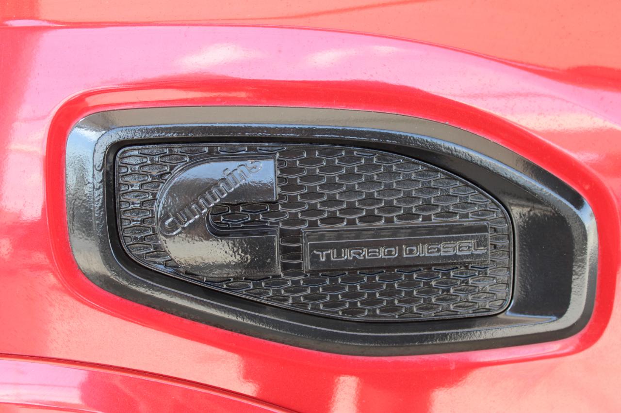 Nissan Titan XD PRO-4X Crew Cab 4WD Diesel 2019