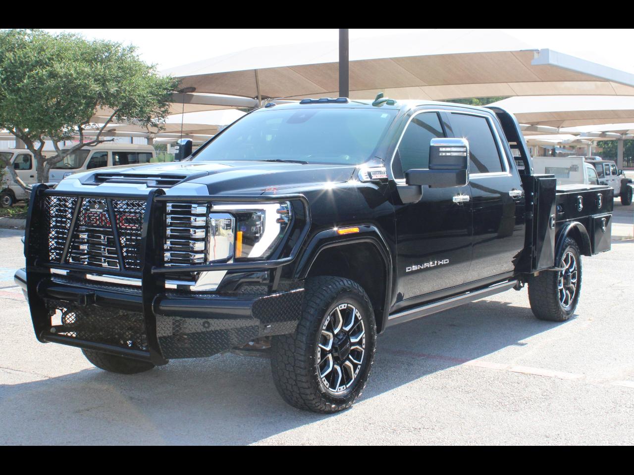 GMC Sierra 2500HD Denali Crew Cab 4WD SB 2025